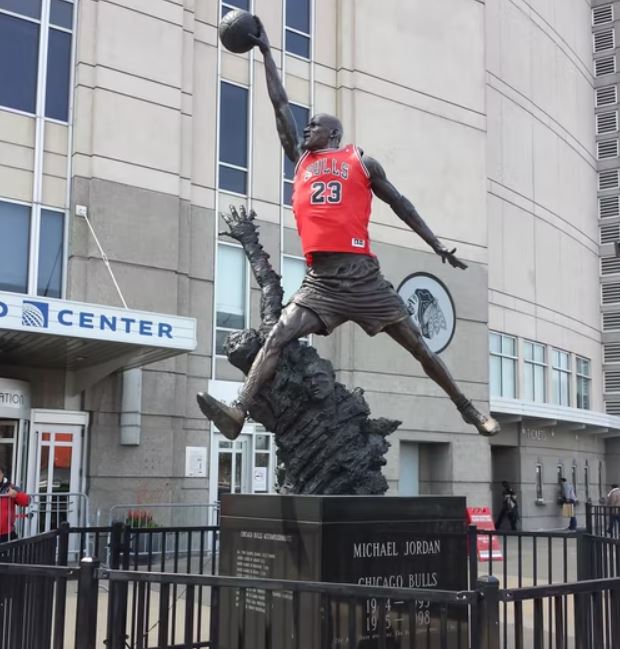 Michael Jordan Statue