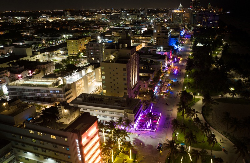 Night scene photo of Miami