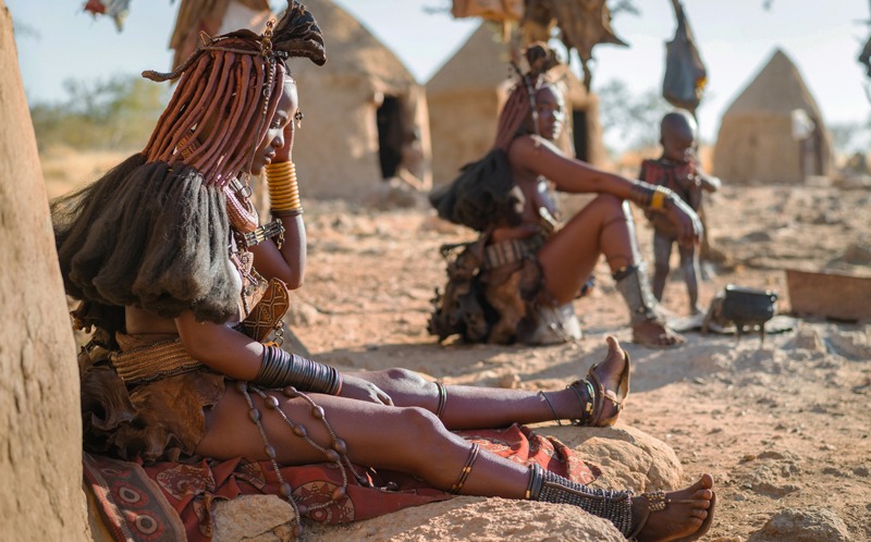women in the Himba tribe