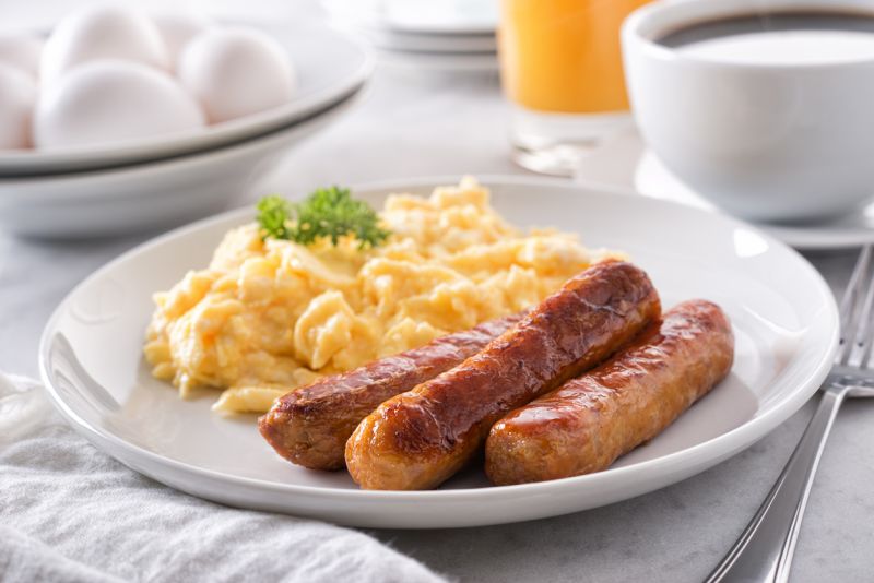 Scrambled eggs and sausage are some of the most popular American breakfast foods