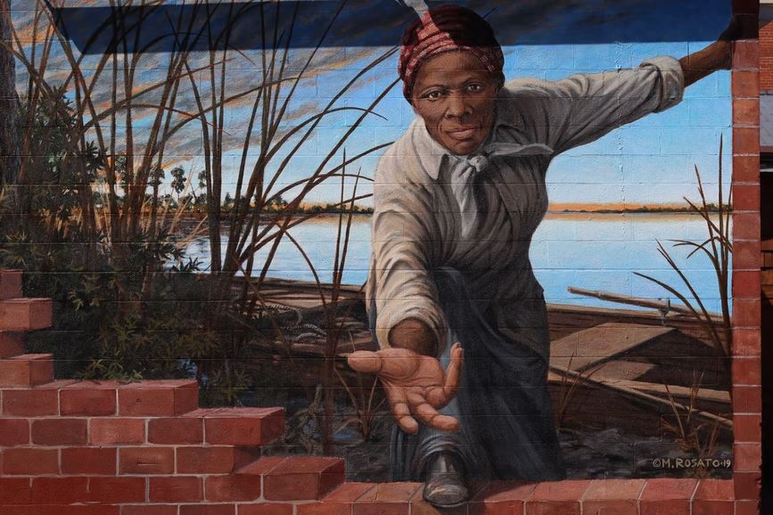 a mural of Harriet Tubman