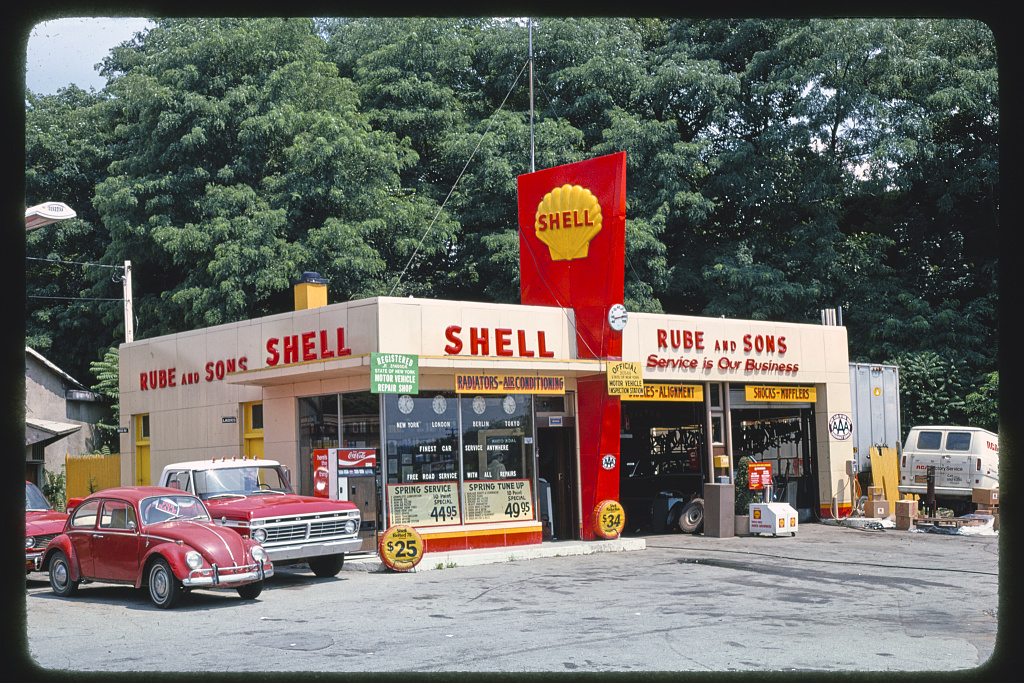 Shell gas station and automobiles