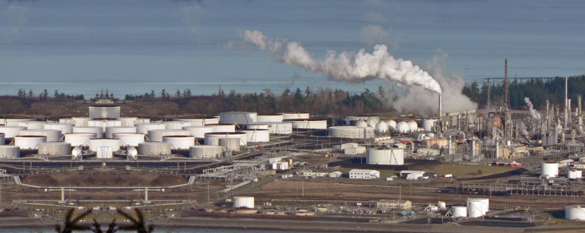 Storage tanks & towers at Shell Puget Sound Refinery