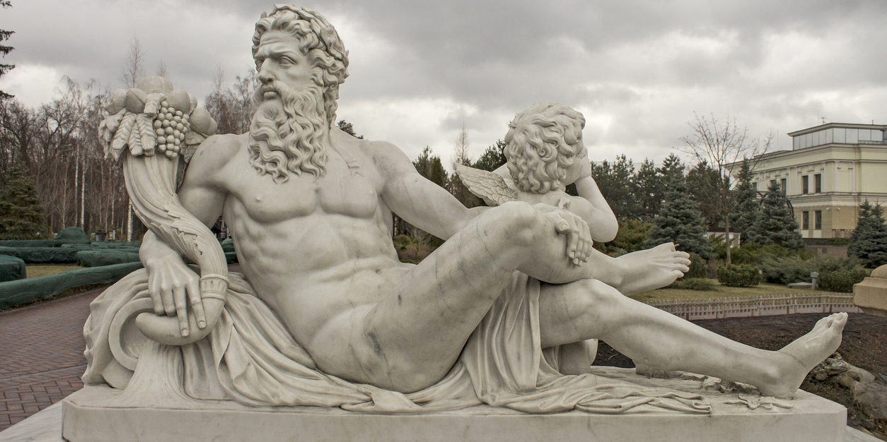 sculpture of Zeus