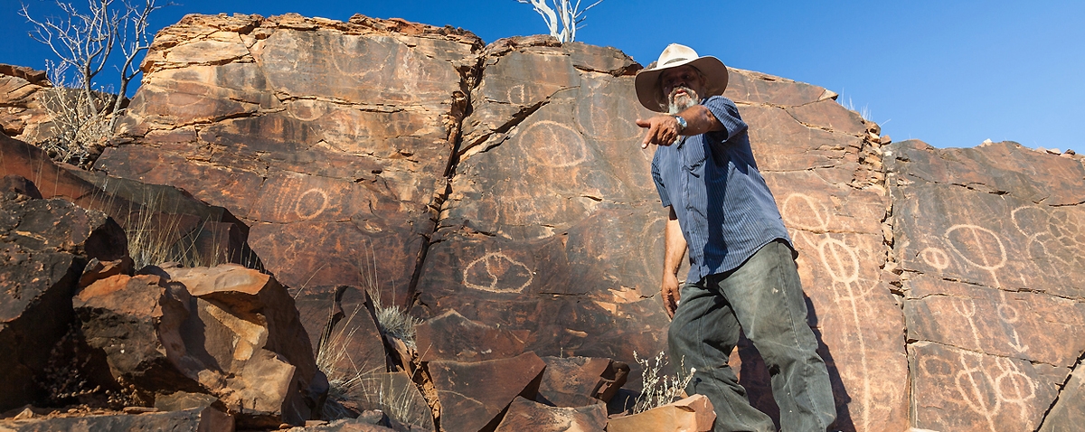 cave rocks with unique Australian iconography